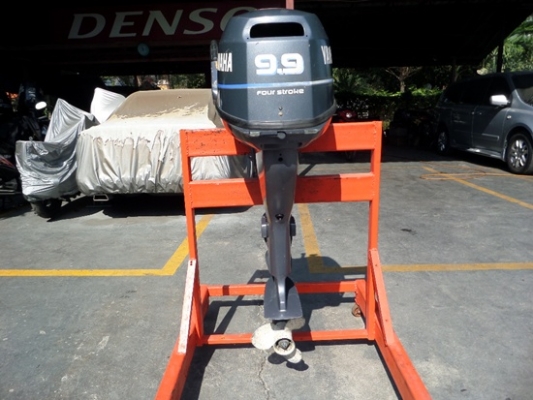 เครื่องเรือYAMAHA 9.9 แรง 4 จังหวะ สภาพสวยพร้อมใช้
