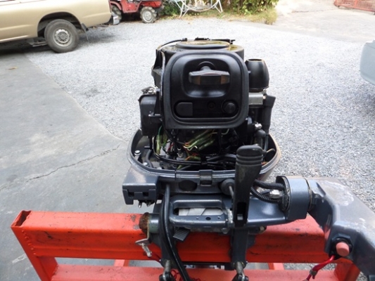 เครื่องเรือYAMAHA 9.9 แรง 4 จังหวะ สภาพสวยพร้อมใช้