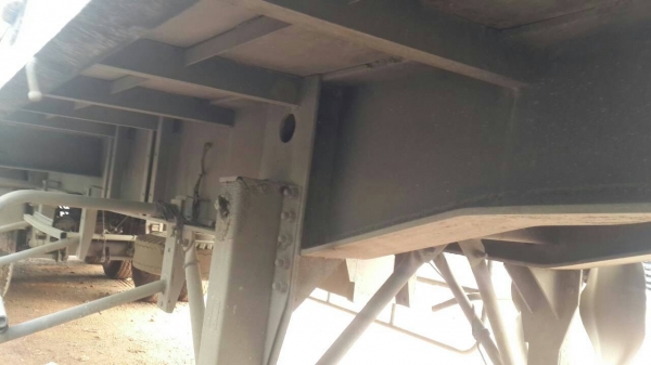 ขายพนัส 3 เพลา. ปี 46  ( มีขาย 4 หาง )   สนใจติดต่อ  081 - 6079515