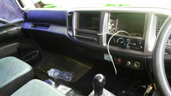 รถฮีโน่ 10 ล้อ บรรทุกน้ำมันพืช 260 แรงม้า. ( ปี 53 - 54 ) , ( มีขาย 2 คัน. )   สนใจติดต่อ  081 - 6079515