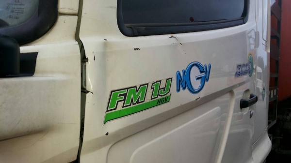 รถฮีโน่ 10 ล้อ บรรทุกน้ำมันพืช 260 แรงม้า. ( ปี 53 - 54 ) , ( มีขาย 2 คัน. )   สนใจติดต่อ  081 - 6079515