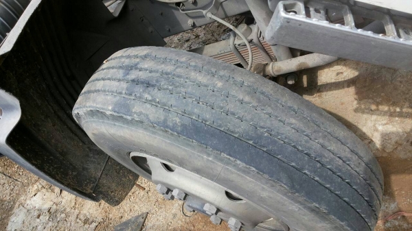 รถฮีโน่ 10 ล้อ บรรทุกน้ำมันพืช 260 แรงม้า. ( ปี 53 - 54 ) , ( มีขาย 2 คัน. )   สนใจติดต่อ  081 - 6079515