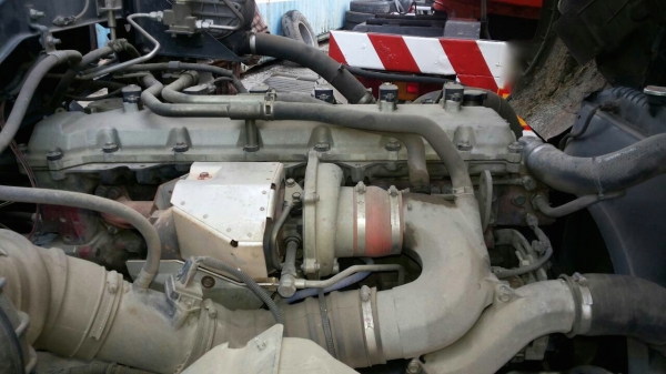 รถฮีโน่ 10 ล้อ บรรทุกน้ำมันพืช 260 แรงม้า. ( ปี 53 - 54 ) , ( มีขาย 2 คัน. )   สนใจติดต่อ  081 - 6079515