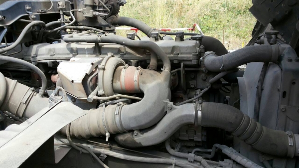 รถฮีโน่ 10 ล้อ บรรทุกน้ำมันพืช 260 แรงม้า. ( ปี 53 - 54 ) , ( มีขาย 2 คัน. )   สนใจติดต่อ  081 - 6079515