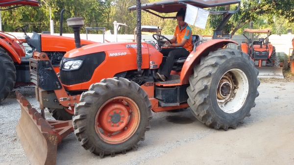 คูโบต้า M 9540 HV พร้อมใบมีดหน้า 490000 บาท