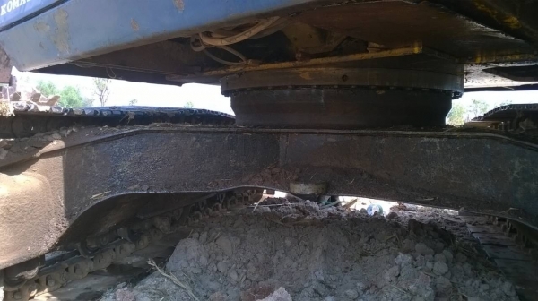 ขายแบคโฮ KOMATSU PC120-5 สภาพใช้งานอยู่ทุกวัน ไฟฟ้าครบ ใส่ปั้ม K3V มีแอร์ เอกสารใบซื้อขาย ราคาต่อรองได้ครับ