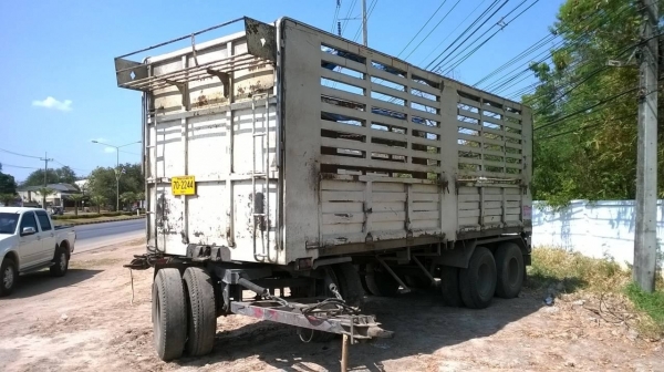 ขายลูกพ่วงไม่ดั้ม 3 คาน ยาว 7 เมตร สูง 2.40 เมตร อู่รวมชัย สภาพสวยพร้อมใช้ ทะเบียนพร้อมโอน ราคาต่อรองได้ ขายลูกพ่วงไม่ดั้ม 3 คาน ยาว 7 เมตร สูง 2.40 เมตร อู่รวมชัย สภาพสวยพร้อมใช้ ทะเบียนพร้อมโอน ราคาต่อรองได้