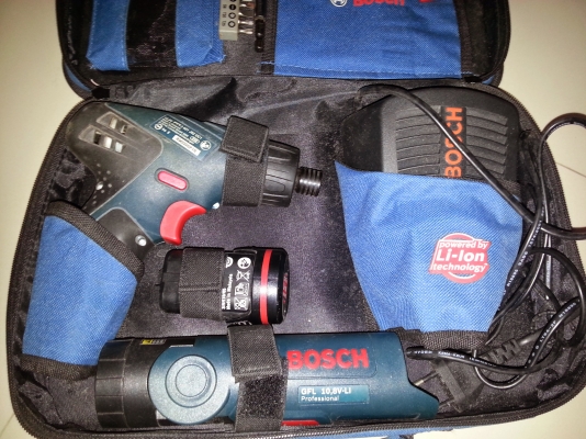 ขาย ชุดสว่านไร้สาย Bosch พร้อมของแถม