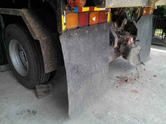 รถอีซูซุ 10 ล้อดั้ม FVZ 300 แรงม้า. ปี 54  ( ขายแม่ , ลูก )   สนใจติดต่อ  081- 6079515