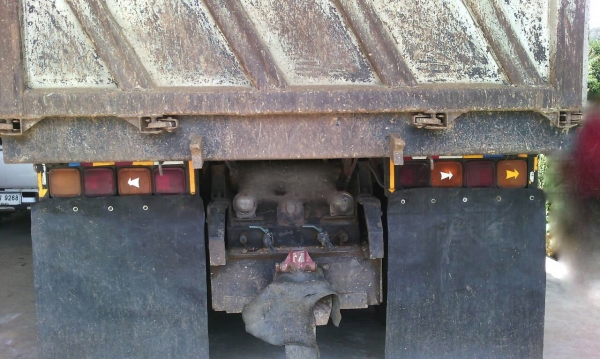 รถอีซูซุ 10 ล้อดั้ม FVZ 300 แรงม้า. ปี 54  ( ขายแม่ , ลูก )   สนใจติดต่อ  081- 6079515