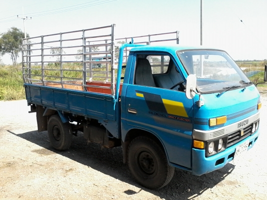 ขาย 4 ล้อ สภาพสวยisuzu TLD สพาพสวยๆเครื่องแน่นๆเอกสารครบ ขาย 4 ล้อ สภาพสวยisuzu TLD สพาพสวยๆเครื่องแน่นๆเอกสารครบ