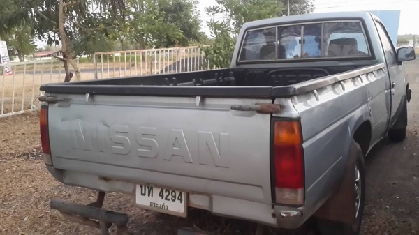 ขายกระบะนิสสัน ตอนเดียวแชชซีสวยเครื่องดี ทะเบียนเต็มปี32สภาพพร้อมใช้งานเครื่องดี ขายกระบะนิสสัน ตอนเดียวแชชซีสวยเครื่องดี ทะเบียนเต็มปี32สภาพพร้อมใช้งานเครื่องดี