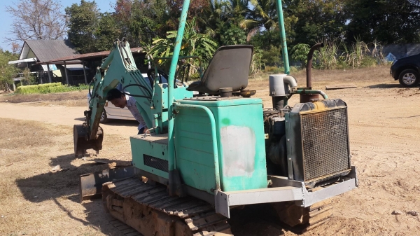 ***ขายแล้วครับขอบคุณ Truck2hand ขายรถแบคโฮเล็ก(รถขุด) YANMAR YB1200 (เทียบเท่าPC-20) เครื่องISUZU KB2200 4สูบ ปั้มเดิม เครื่องดีแน่น แห้งๆ แรงดี ปั้มดีแรง บูมอาร์มสวยไม่ปะไม่ดาม บุ้งกี๋หนาไม่มีผุ เอวแน่น ดี ช่วงล่าง70-80\% โซ่ดีหนา แทร็กหนา ครบ โรลเลอร์ดี