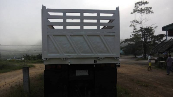 หางดั้มสองเพลา SMM