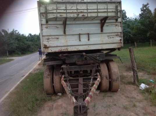 หางดั้มสองเพลา SMM