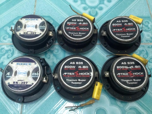 1...ตู้10&quot;+ชุดซาว+ไฟ ของซีวิคก่อนตัวล่าสุด ขาย 2800 บาท มารับเองนะ 2...6.5&quot;magnum เสียงดีมาก ขายคู่ละ 800 บาท 3...คาปาใช้งานปกติขายตัวละ 500 บาท 4...แหลมใช้งานปกติ ขาย6ดอก 850 บาท สนใจ0892425454 อยู่สระบุรี อ.เฉลิมพระเกียรติ หรือในเมืองก็ได้ครับ