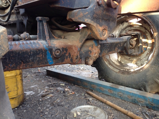 ขาย Ford 7810 สองเพลา ขาย Ford 7810 สองเพลา