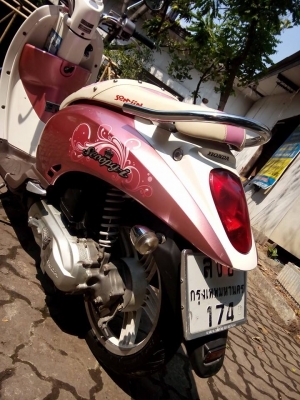 ขายถูก scoopy-iหัวฉีดปี2553รถบ้านราคาประหยัด มีเล่มครบ