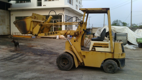ขายKomatsu sd10-3 นำเข้า