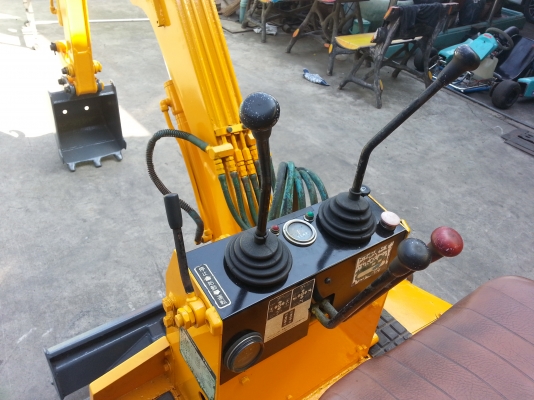 รถ Yanmar Yb10 นำเข้าจากประเทศญี่ปุ่น รถ Yanmar Yb10 นำเข้าจากประเทศญี่ปุ่น