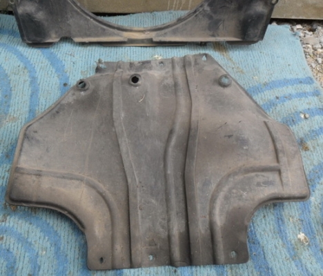 อะไหล่ BIG M ถาดใต้ท้องห้องเครื่อง