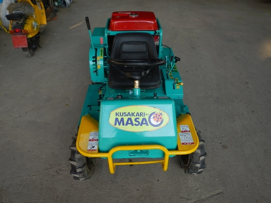 ขายรถตัดหญ้า KUSAKARI MASA  13แรง พร้อมใช้งาน