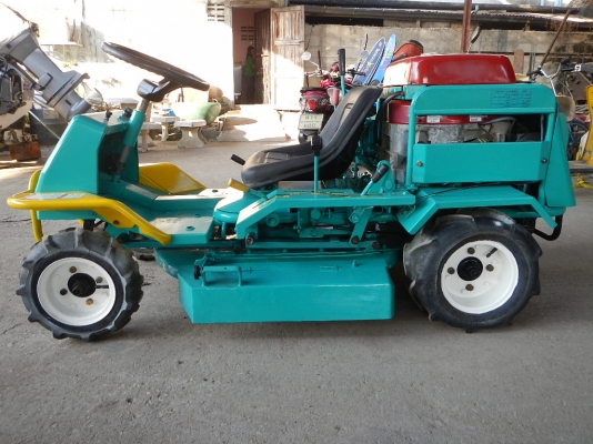 ขายรถตัดหญ้า KUSAKARI MASA  13แรง พร้อมใช้งาน