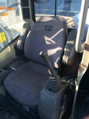 ขายรถ CATERPILLAR 313 BCR ราคาสินค้า+ค่าใช้จ่ายต่างๆ  แทร็คเหล็ก หุ้มยาง ชั่วโมงทำงานมาก 8,442 ช.ม. แต่สภาพดี ราคาถูก