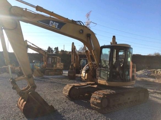 ขายรถ CATERPILLAR 313 BCR ราคาสินค้า+ค่าใช้จ่ายต่างๆ  แทร็คเหล็ก หุ้มยาง ชั่วโมงทำงานมาก 8,442 ช.ม. แต่สภาพดี ราคาถูก