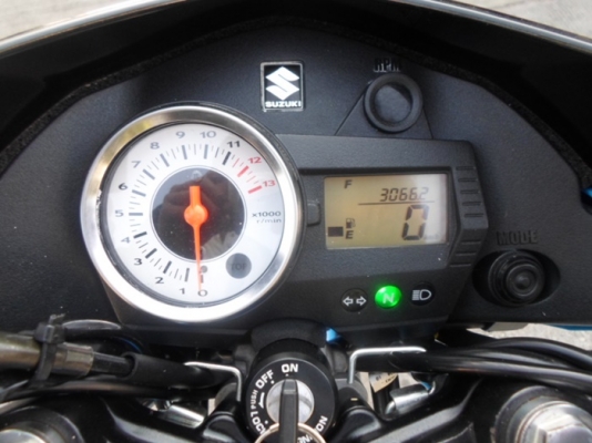 ยังไงก็ขาย Suzuki Raider 150 R สวยๆกริ้ปๆ ปี2014 รถบ้านวิ่งน้อย เครื่องดีเดิมๆ ชุดโอนครบ