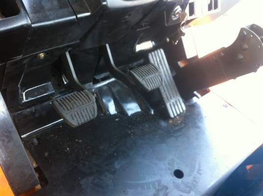 ขายด่วนน!! TOYOTA รุ่น 7 FD25 เสาเข้าตู้ 3 เมตร เกียร์ Manual มี Side shift