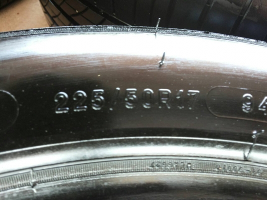 ยาง MICHELIN PRIMACY 3ST 225-50R17 ยาง ปลาย ปี 14 มีสามเส้น ยาง MICHELIN PRIMACY 3ST 225-50R17 ยาง ปลาย ปี 14 มีสามเส้น