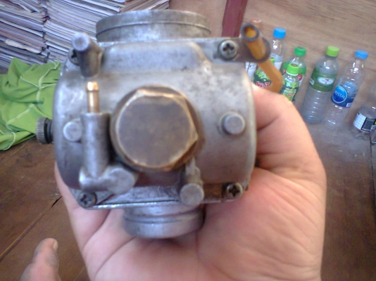 ขายคาบู ถอดจากNSRปาก30mm ไม่ได้ใช้คับ ราคา 500 ต่อรองได้นิดหน่อยคับ ไม่รวมค่าส่งคับ เบอร์ 093-0911996