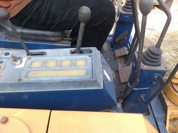 รถขุด แบคโฮ KOMATSU : PC 30 -5 แทรคยาง สภาพสวย พร้อมใช้  มือสองเก่าญี่ปุ่น