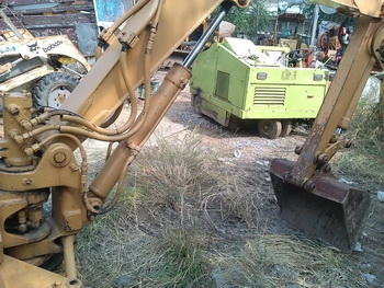 รถขุด แบคโฮ KOMATSU : PC 30 -5 แทรคยาง สภาพสวย พร้อมใช้  มือสองเก่าญี่ปุ่น