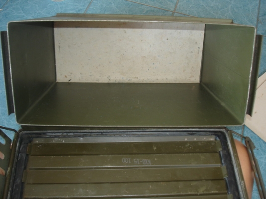 ลังกระสุนใส่เครื่องมือ สภาพสวย ใบใหญ่