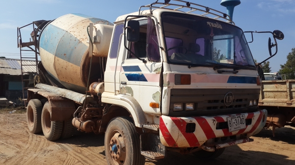 ขายด่วนรถโม่ปูนสิบล้อNISSAN CW431 เครื่องเทอร์โบ 290แรง ราคาเบาๆ0843923995 ขายด่วนรถโม่ปูนสิบล้อNISSAN CW431 เครื่องเทอร์โบ 290แรง ราคาเบาๆ0843923995