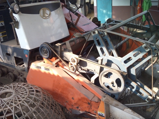 ขายรถเกี่ยวข้าว KUBOTA 60 รถสวย เครี่องดี พร้อมใช้งาน