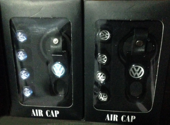 ขายพวงกุญแจvw และ จุ๊บปิดลมยางvw