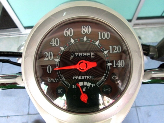 scoopy-i สีขาว รถเดือน กันยายน ปี56 ไมล์ 7 พันโล รุ่นใหม่ไมล์สีนํ้าตาลไฟหน้าโปรเจ็คเตอร์ แถม 3 รายการ 29900