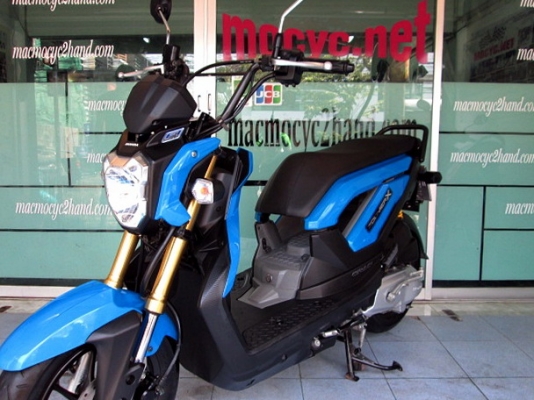 ZOOMER สีนํ้าเงิน สีรุ่นใหม่ รถเดือน กรกฏาคม ปี 57 ไมล์ 4 พันโล  แถม 3 รายการ 38900