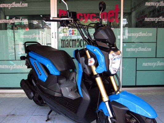 ZOOMER สีนํ้าเงิน สีรุ่นใหม่ รถเดือน กรกฏาคม ปี 57 ไมล์ 4 พันโล  แถม 3 รายการ 38900