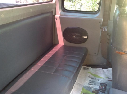 ขายนิสสันบิ๊กเอ็มปี 96 จอโค้ง เครื่อง 2500 ซีซี ฝาแดง สภาพพร้อมใช้