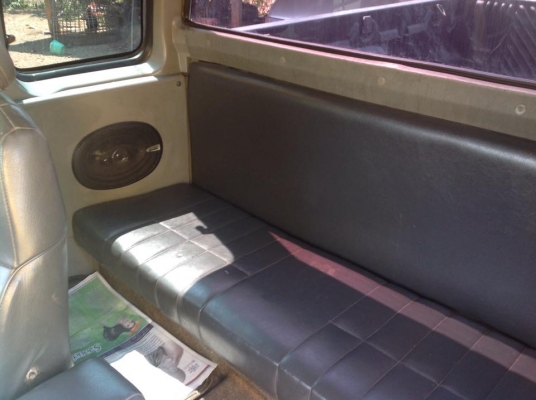 ขายนิสสันบิ๊กเอ็มปี 96 จอโค้ง เครื่อง 2500 ซีซี ฝาแดง สภาพพร้อมใช้