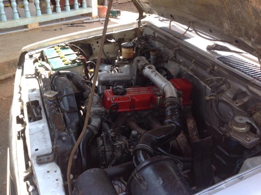 ขายนิสสันบิ๊กเอ็มปี 96 จอโค้ง เครื่อง 2500 ซีซี ฝาแดง สภาพพร้อมใช้