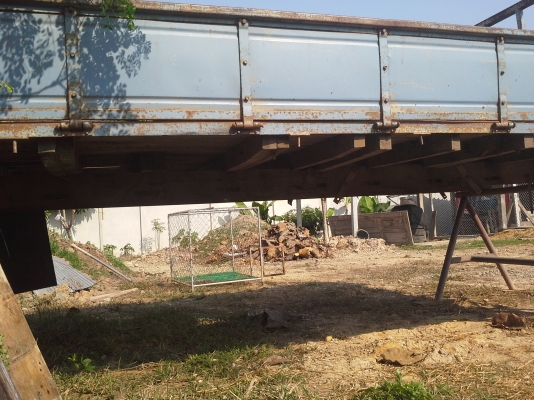 ขายกะบะคาร์โก้  ของNPR ยาว 4.30 ม. ไม้คานยังสวย ฝาข้าง ฝาท้ายสวย ใส่ใช้งานได้เลย  ต่อรองได้