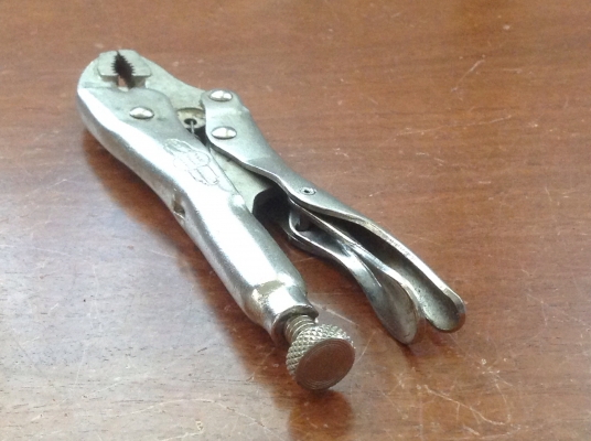 ขายคีมล็อค Petersen Dewitt 5WR Vise Grip ปากโค้ง ปากตัด ขายคีมล็อค Petersen Dewitt 5WR Vise Grip ปากโค้ง ปากตัด