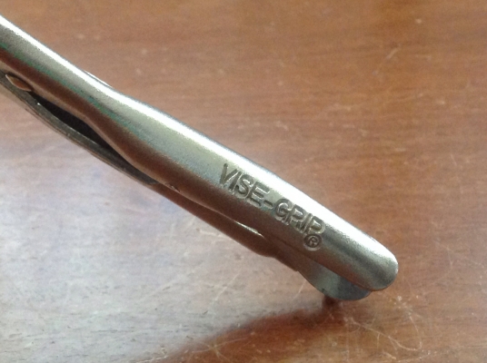 ขายคีมล็อค Petersen Dewitt 5WR Vise Grip ปากโค้ง ปากตัด ขายคีมล็อค Petersen Dewitt 5WR Vise Grip ปากโค้ง ปากตัด