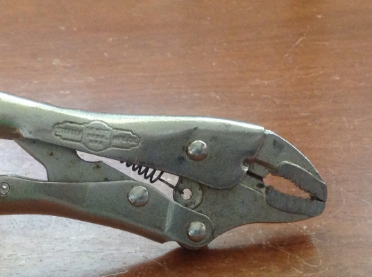 ขายคีมล็อค Petersen Dewitt 5WR Vise Grip ปากโค้ง ปากตัด ขายคีมล็อค Petersen Dewitt 5WR Vise Grip ปากโค้ง ปากตัด