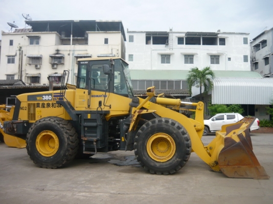 รถตักล้อยาง Komatsu  WA380-5 รถเก่านอก นำเข้าจากญีปุ่่น พร้อมใช้งาน